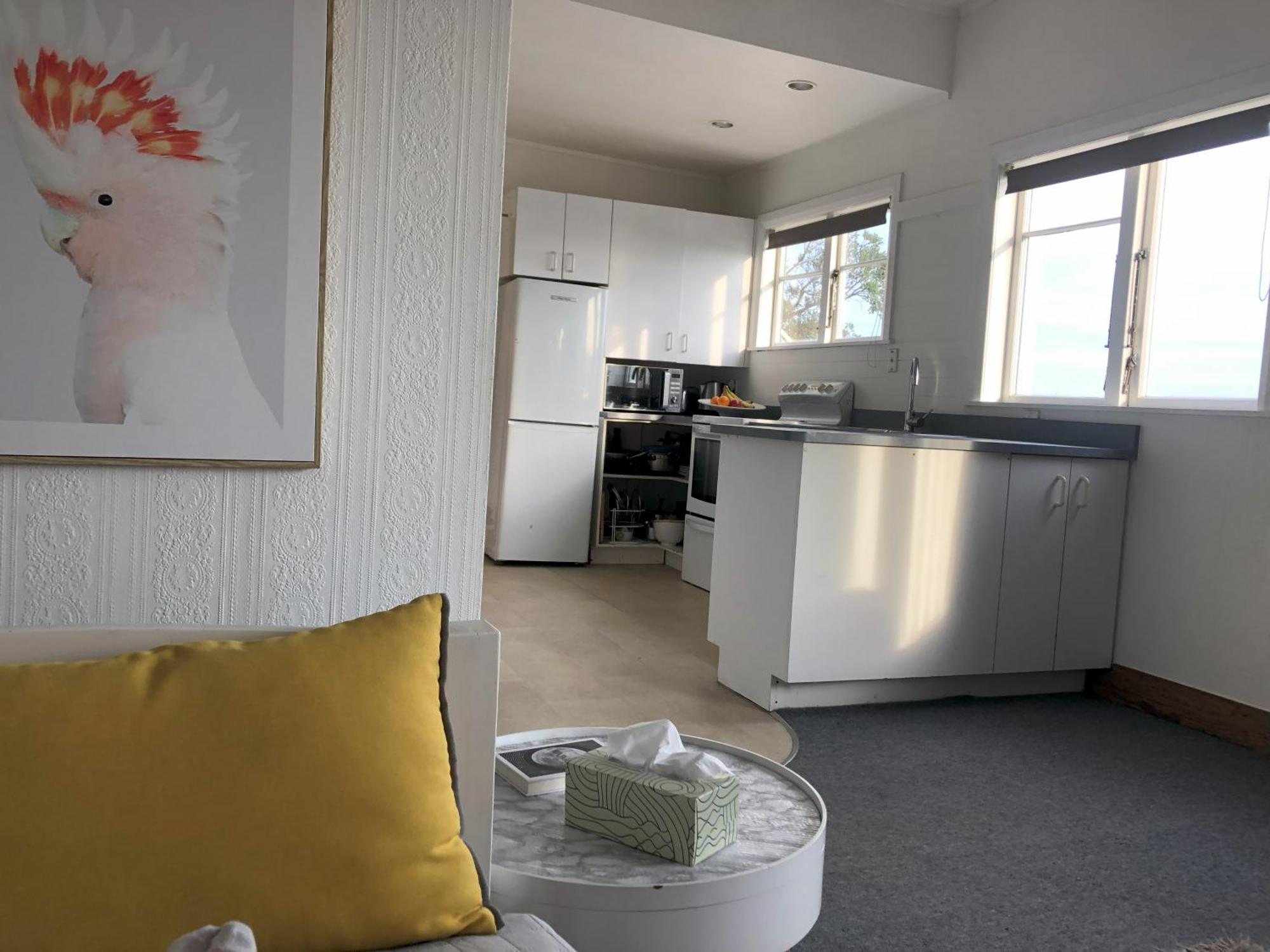 Seafront Haven In Island Bay With Deck, Outdoor Bath, And Parking Apartman Wellington Kültér fotó